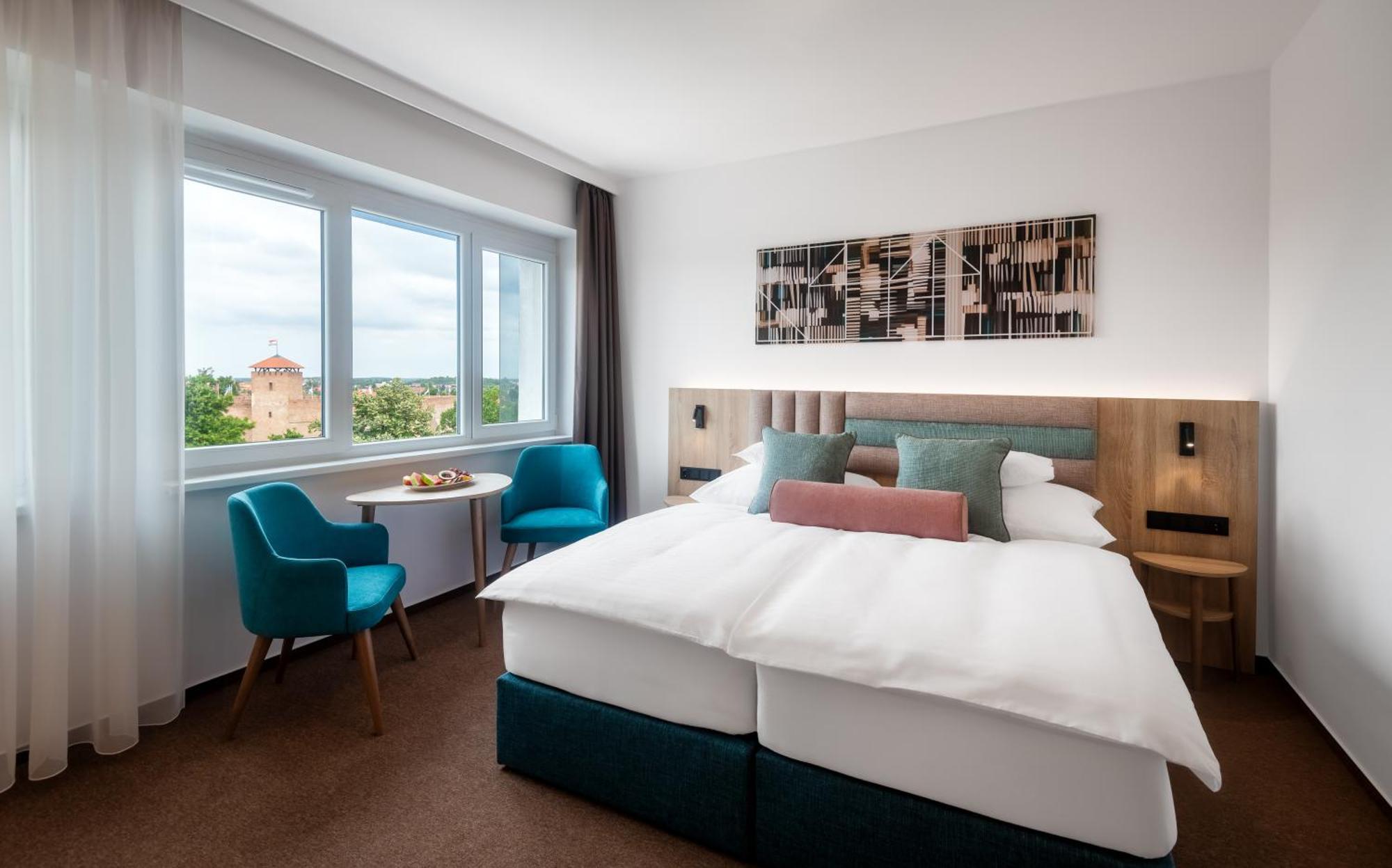 Hunguest Hotel Гюла Екстериор снимка